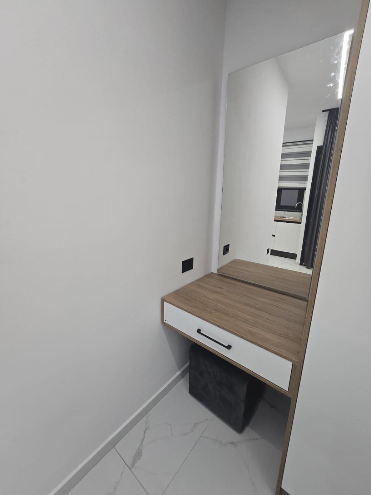 Elite Inn Vlore Ngoại thất bức ảnh